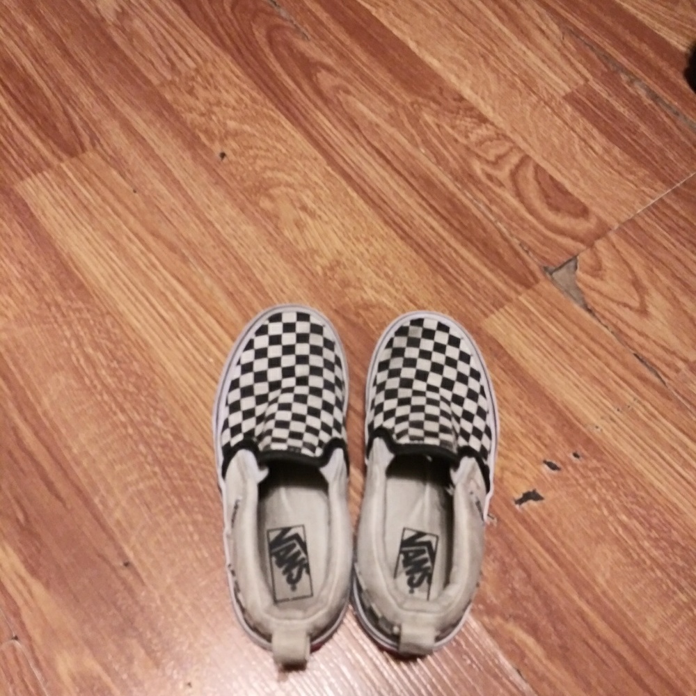 Vans - Picture 3 of 3